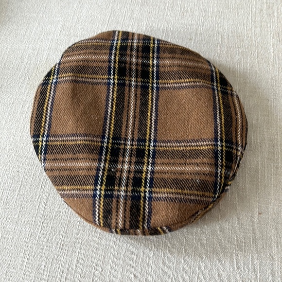 Fall Beret - checkered hat! - Picture 1 of 2